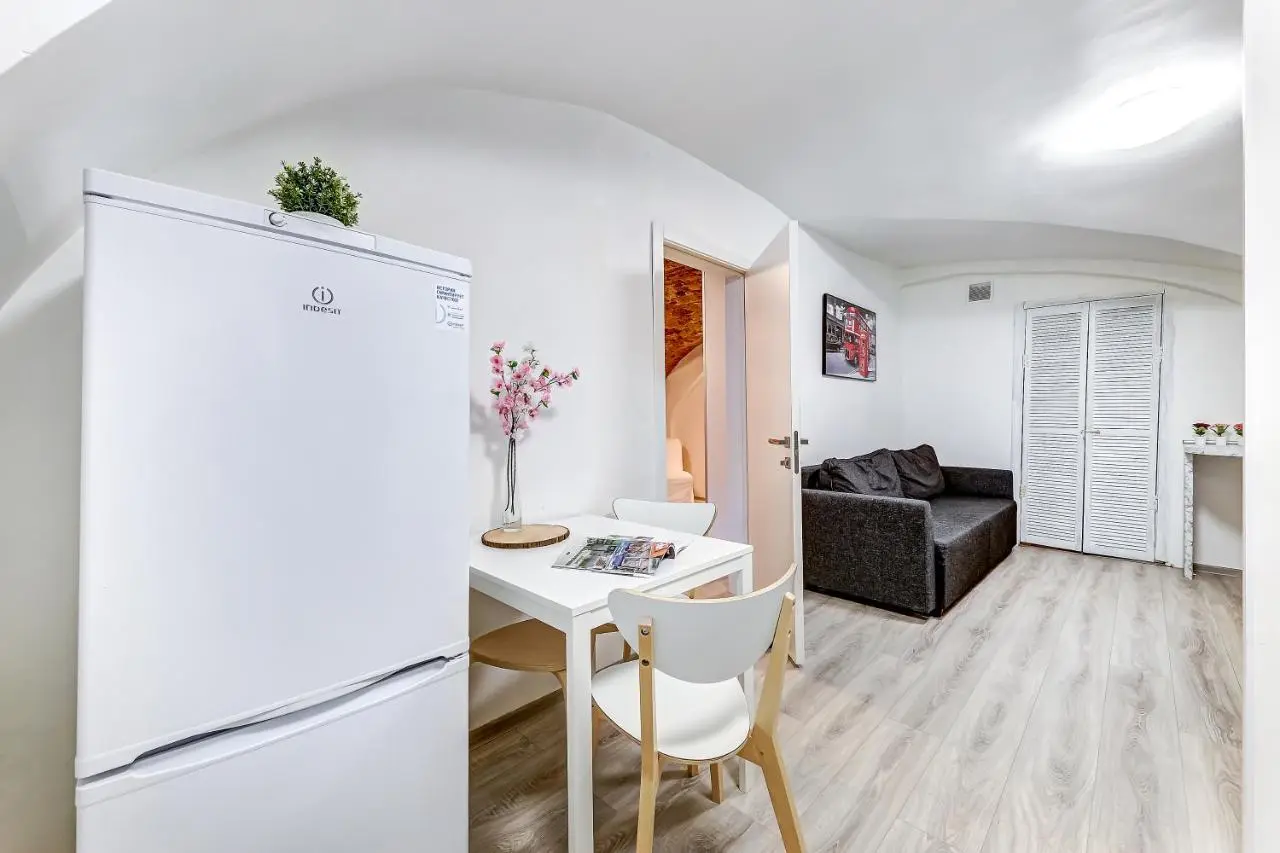 Санкт-Петербург: Apartment Ingria Liteyny 40