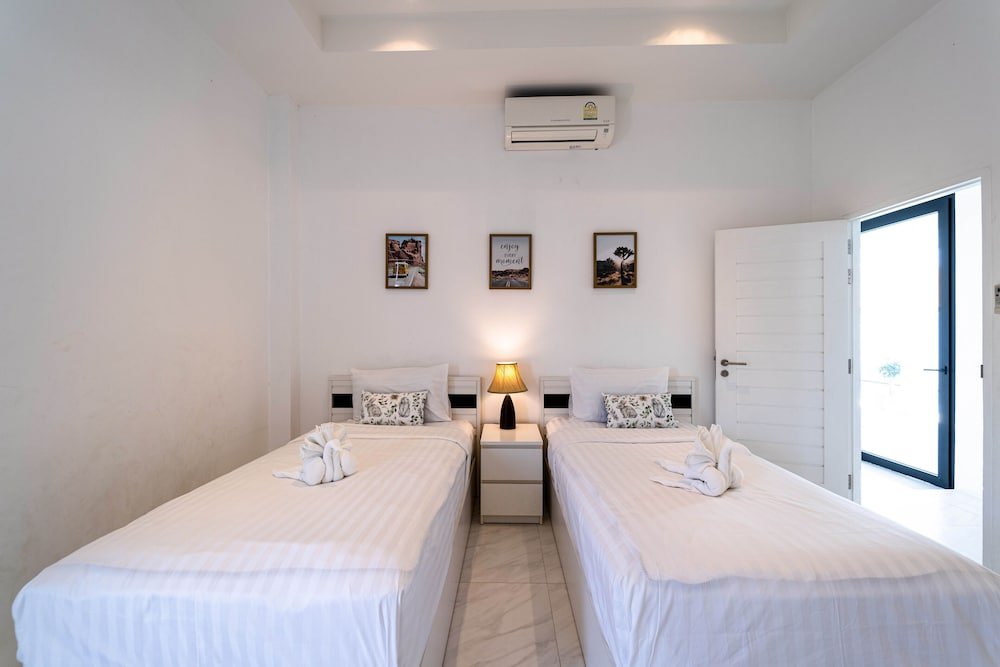 Хуахин: Modern Large 2 Bedroom Pool Villa - PV2