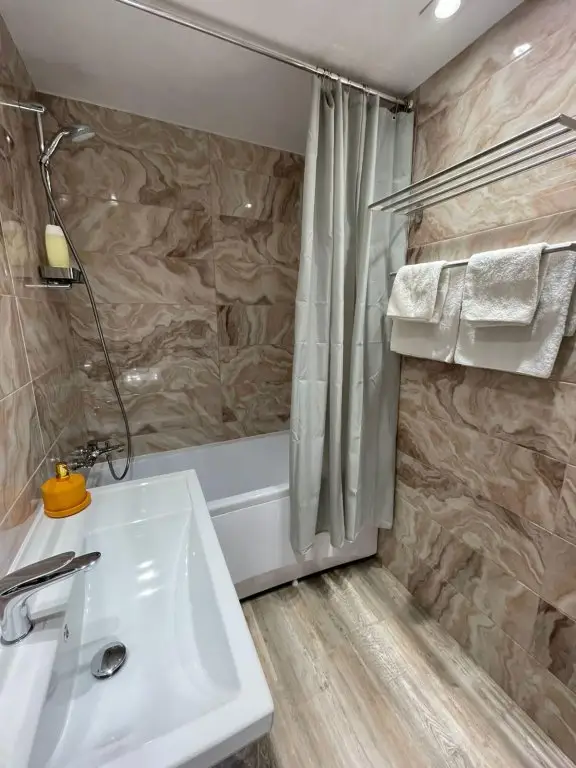 Петропавловск-Камчатский: Созвездие Камчатки на улице Горького 12