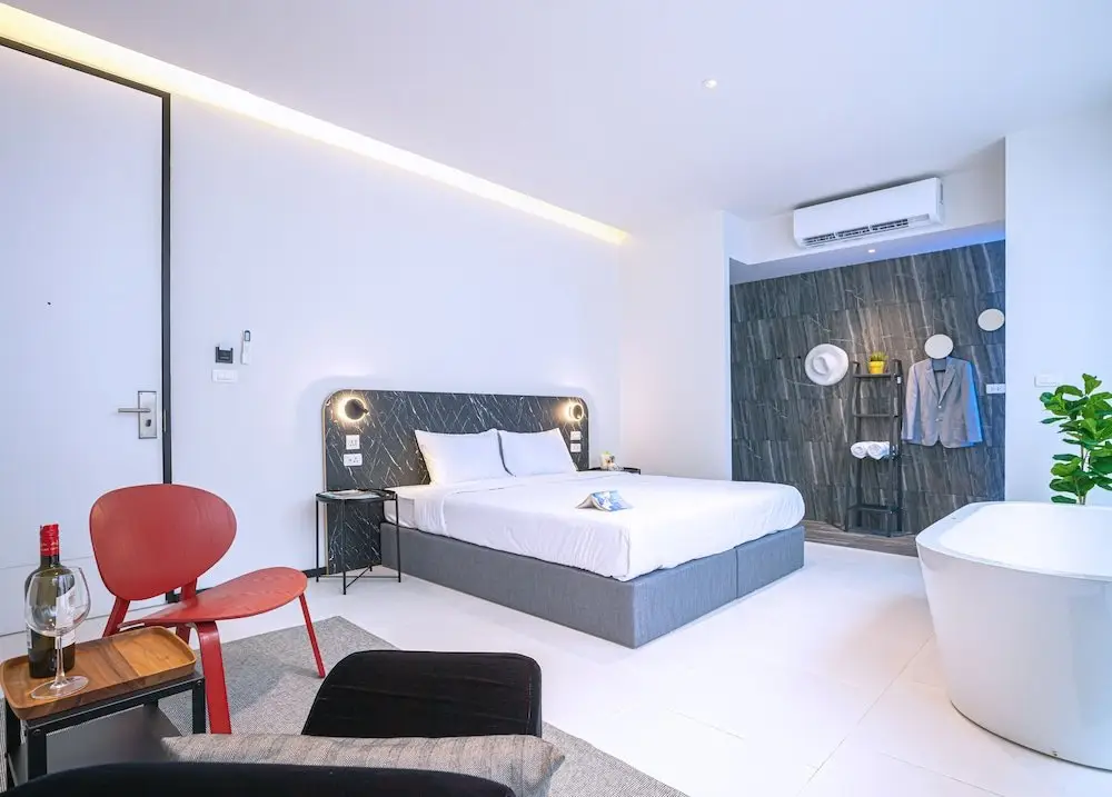 Муанг: Innlux Phuket
