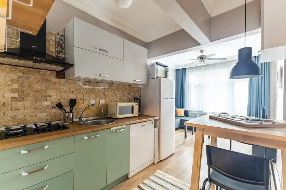 Стамбул: Comfortable House With a Cute Backyard in Kadikoy