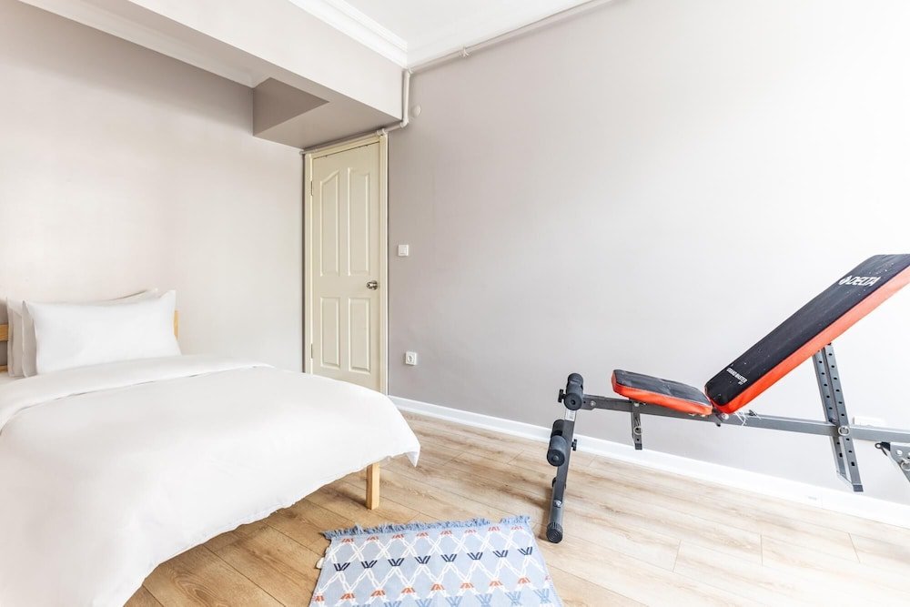 Стамбул: Comfortable House With a Cute Backyard in Kadikoy
