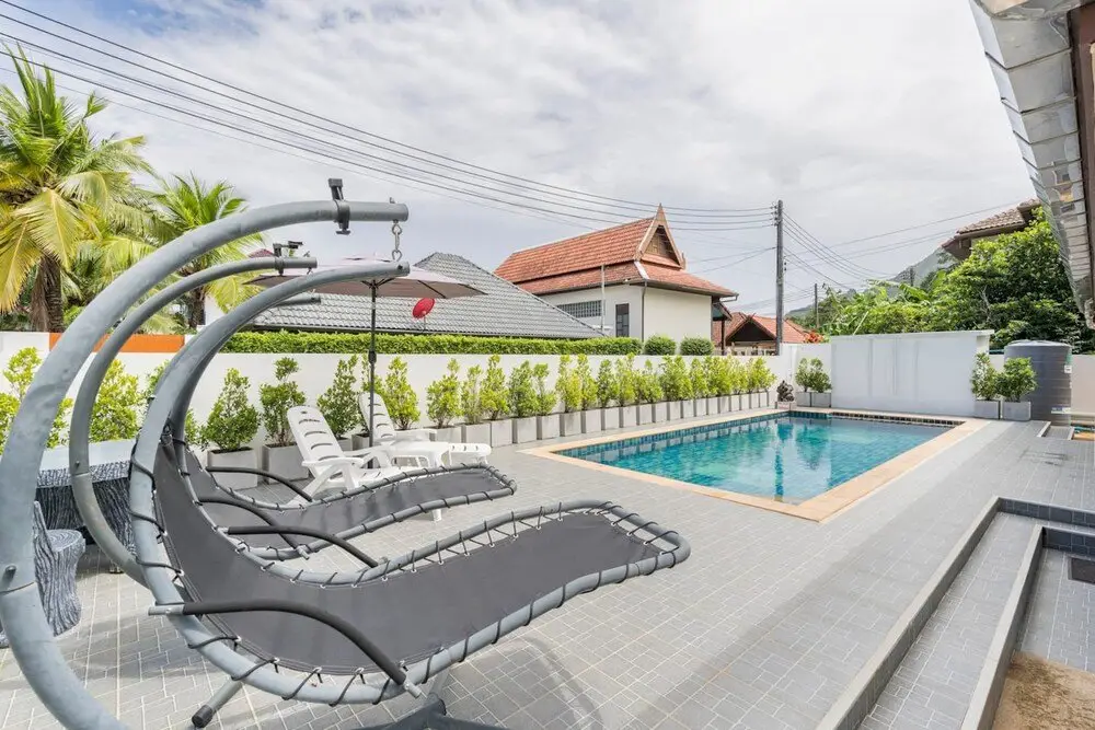 Кату: Chonlada Pool Access 2 BR Bungalow