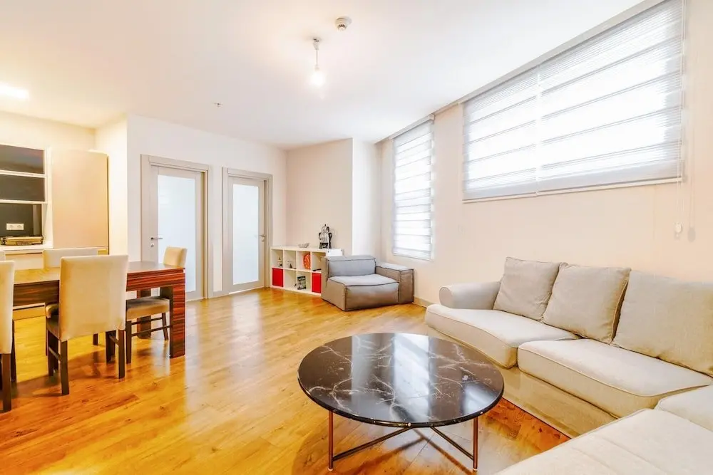 Стамбул: Chic Flat w Gym and Terrace 5 min to Kanyon Mall