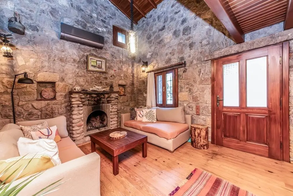 Chic Villa w Fireplace 3 min to Beach in Bodrum — фото 1