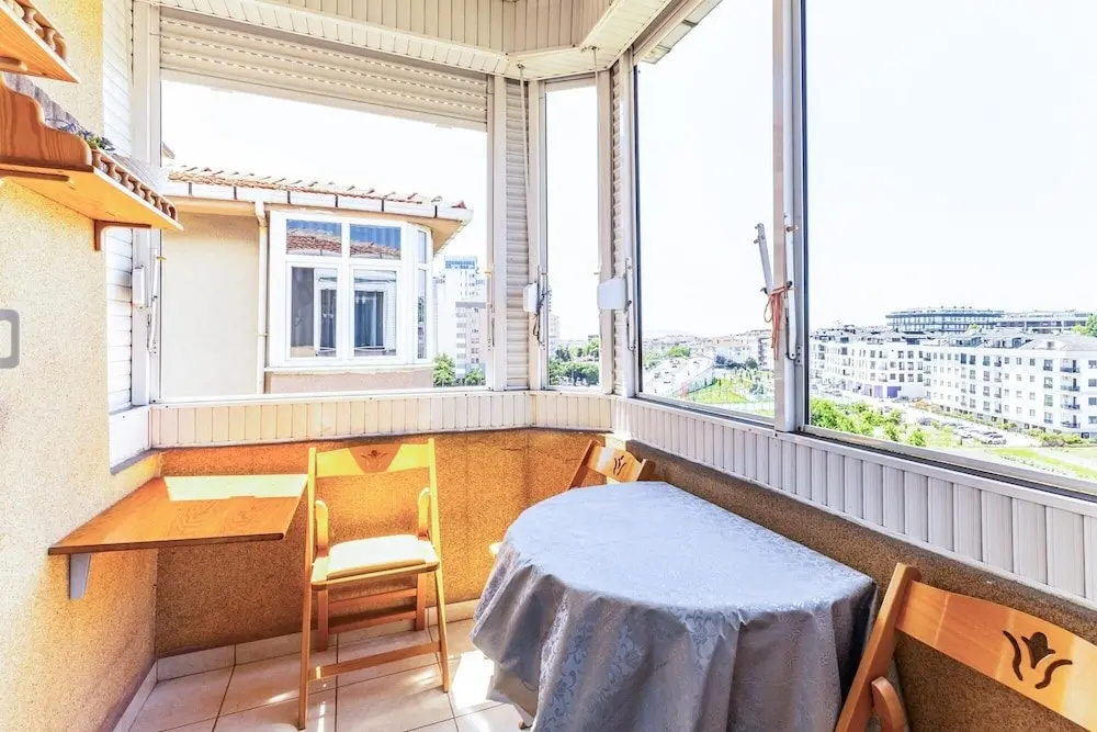 Стамбул: Chic Residence w Balcony 10 min to Hilltown Mall