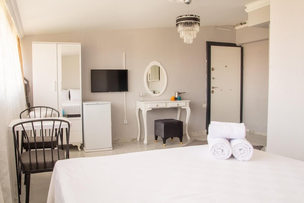 Fully Furnished Studio Flat Near Seashore in Urla — фото 1