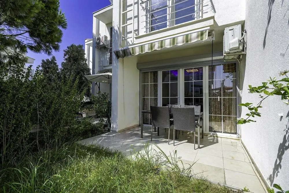 Аксу: Chic Villa w Patio 5 min to Beach in Antalya