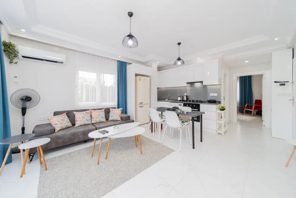 Анталья: Cozy Flat w Garden 5 min to Beach in Antalya
