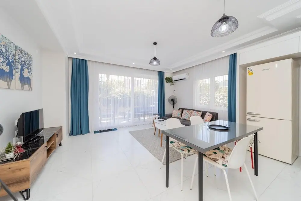 Анталья: Cozy Flat w Garden 5 min to Beach in Antalya