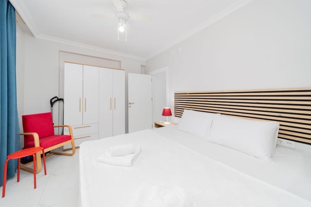 Анталья: Cozy Flat w Garden 5 min to Beach in Antalya