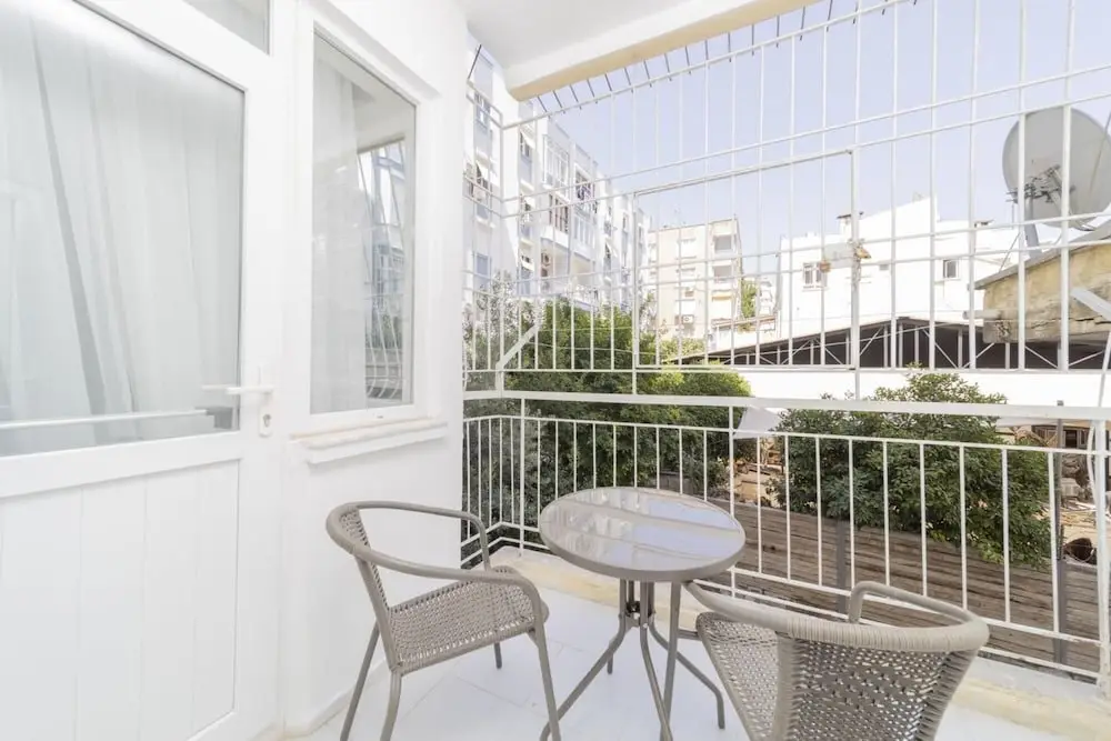 Анталья: Cozy Flat w Balcony 10 min to Mermerli Beach