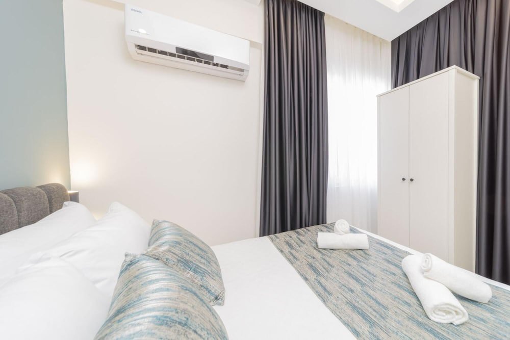 Анталья: Cozy Flat w Balcony 10 min to Mermerli Beach