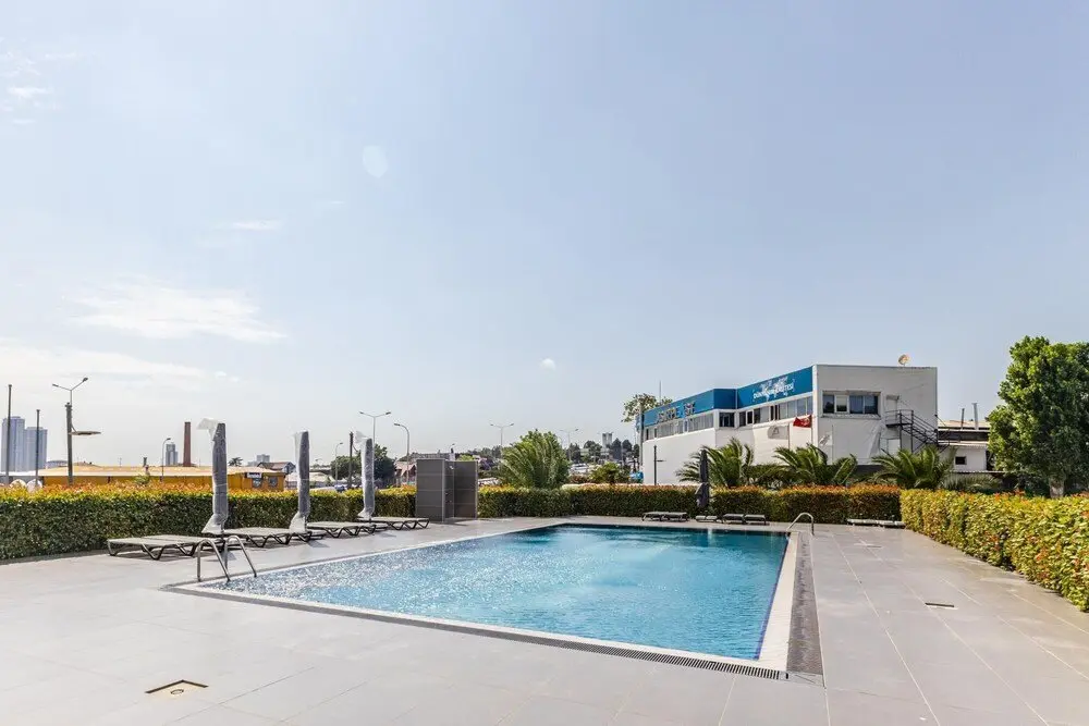 Стамбул: Flat w Shared Pool and Garden 15 min to Coast
