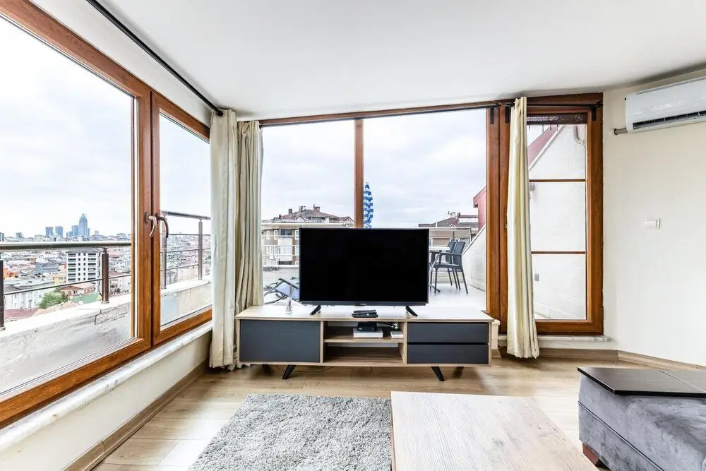 Стамбул: City View Flat w Terrace 10 min to Buyaka Mall