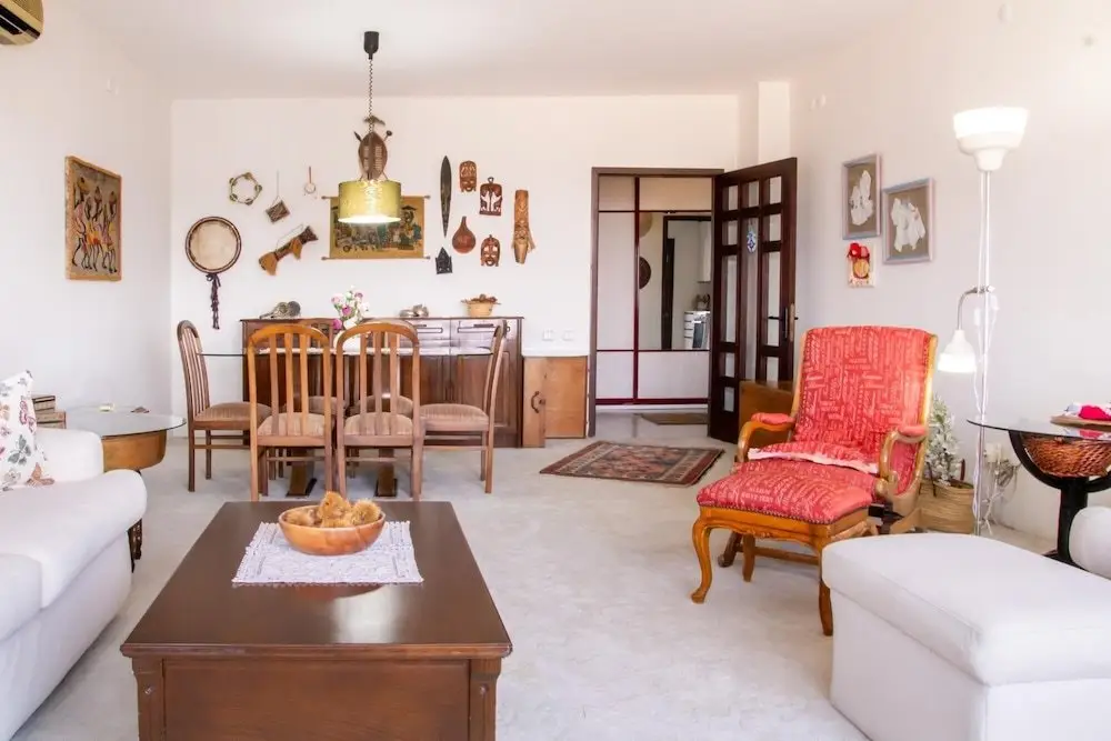 Измир: Flat w Balcony 10 min to Karsiyaka Coast in Izmir