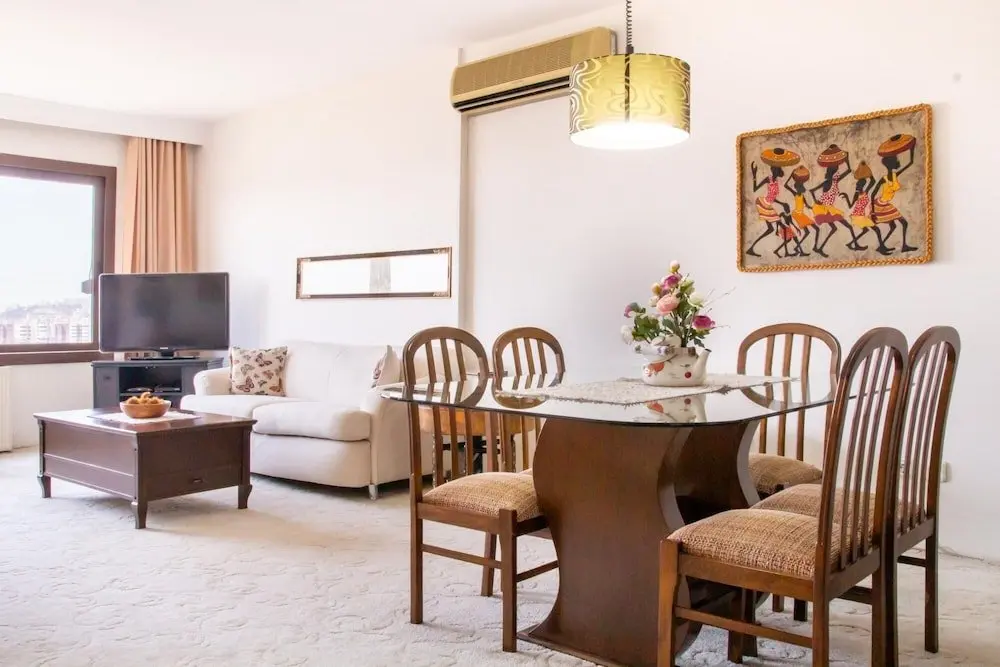 Измир: Flat w Balcony 10 min to Karsiyaka Coast in Izmir