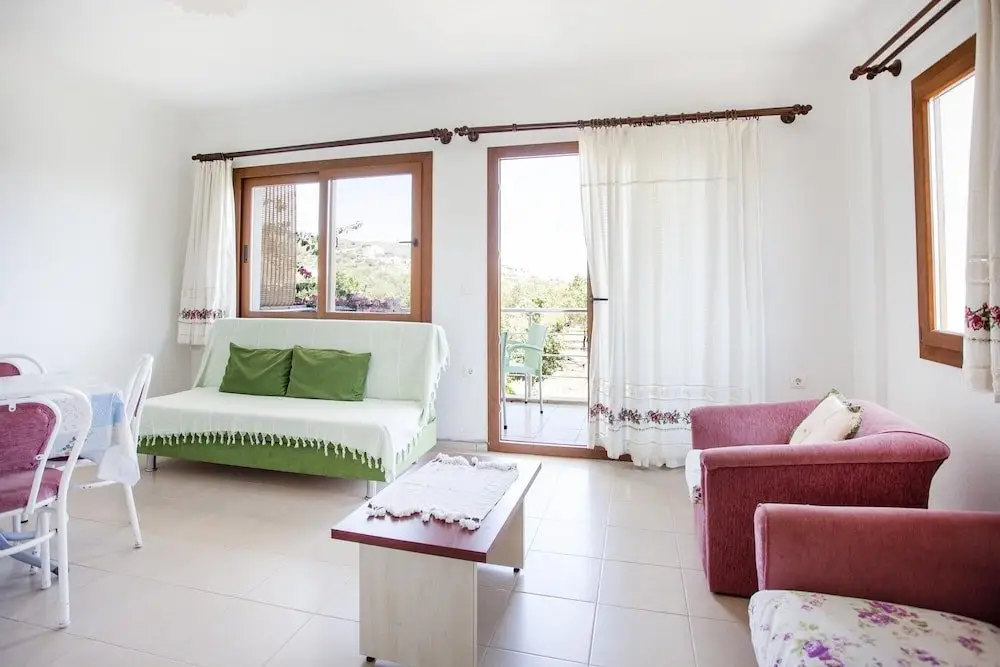 Датча: Flat w Nature View Balcony 1 min to Beach in Datca