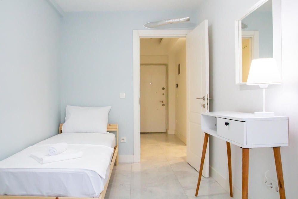 Милас: Chic Flat w Garden 1 min to Milas Coast