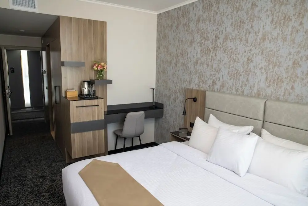 Ереван: Fredex Apartments Hotel