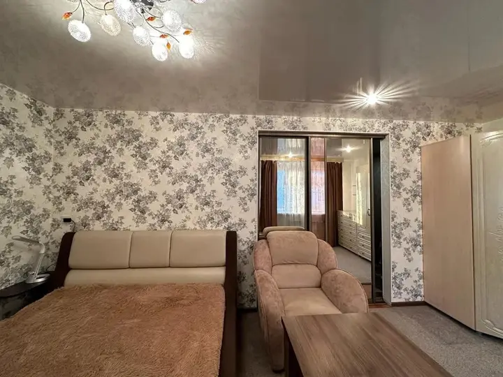 Норильск: Апартаменты Ленинский 44A
