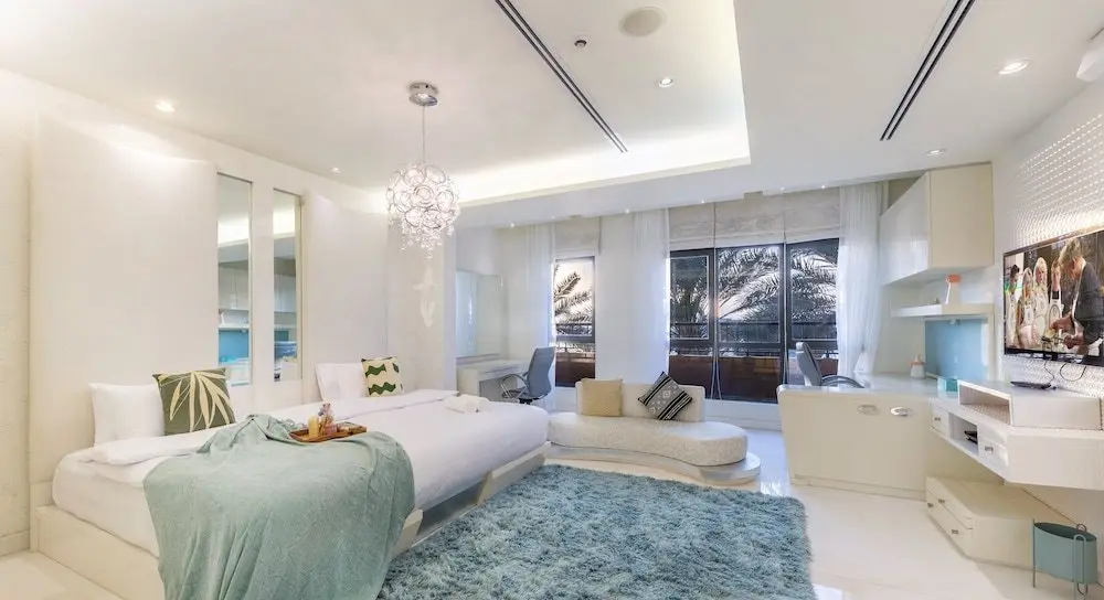 Дубай: Manzil - Signature 6BR Pool Villa in Palm Jumeirah