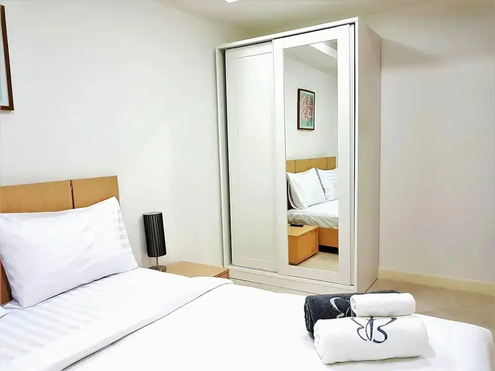 Муанг: G201 Swimming Pool Gym Kitchen Free Parking Balcony