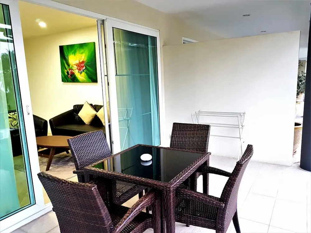 Муанг: G201 Swimming Pool Gym Kitchen Free Parking Balcony