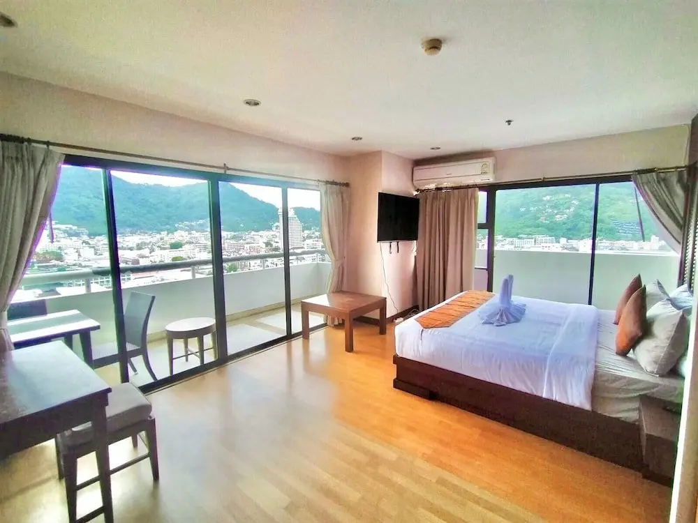 Кату: M801 Patong - Sea View Apartment 100mt From the Beach