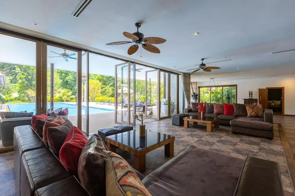 Чаам: Large 6 Bed Luxury Villa on the Golf Course (PHJ)