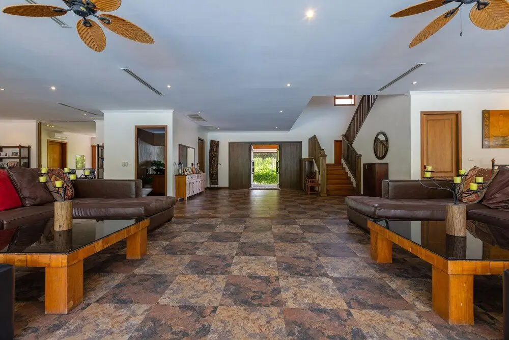 Чаам: Large 6 Bed Luxury Villa on the Golf Course (PHJ)
