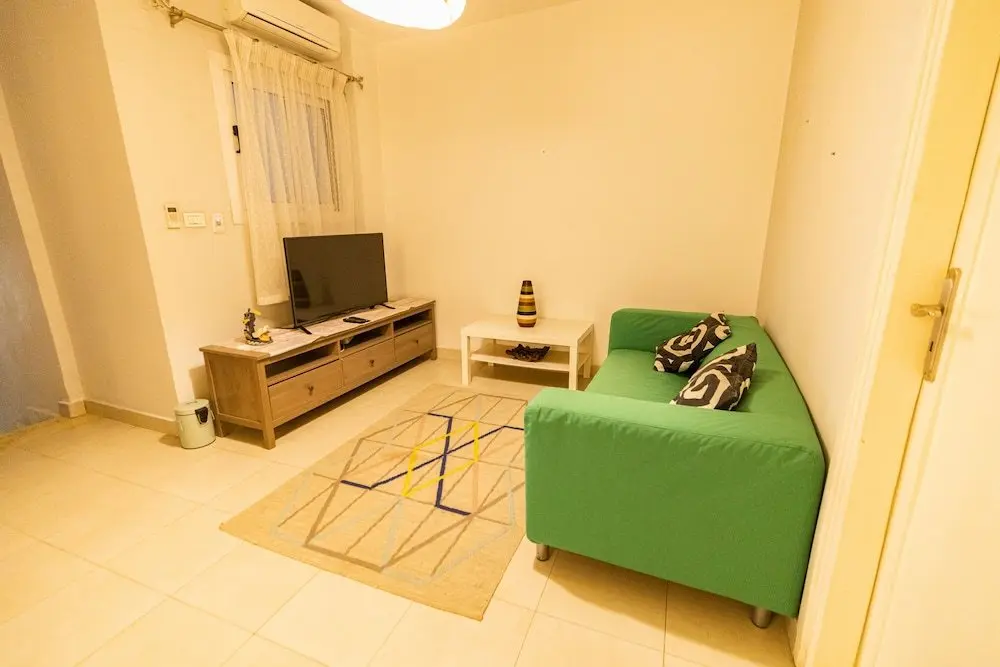Каир: Lily Mint Retreat Inviting 3BR Apartment