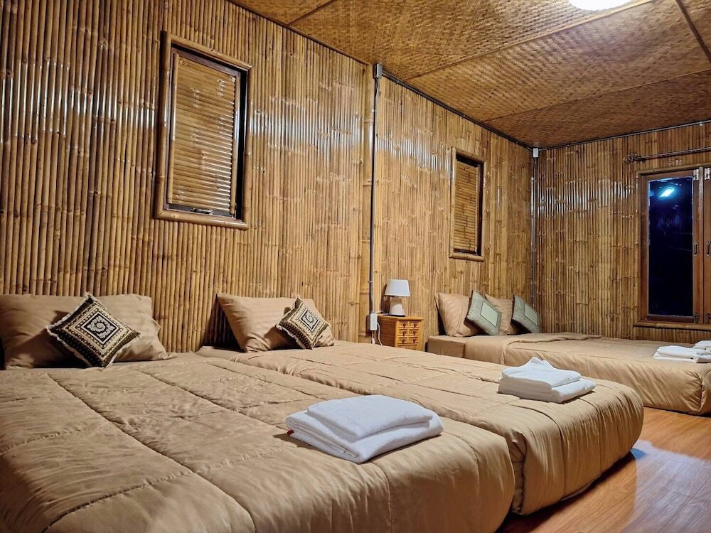 Чаам: Koon & Nueang Farm Stay Hua Hin