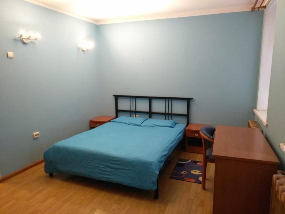 Санкт-Петербург: Apartments on Millionnaya 17