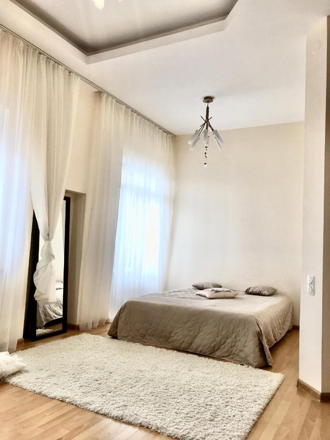 Санкт-Петербург: Apartment on Savushkina 32