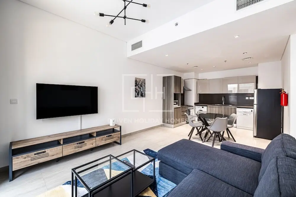 Дубай: DHH- Bright 2 Beds in AG Residence JVC
