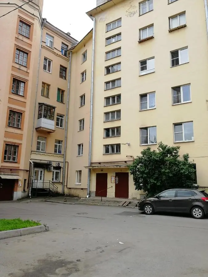 Санкт-Петербург: Apartment on Kondratyevskiy 51/1