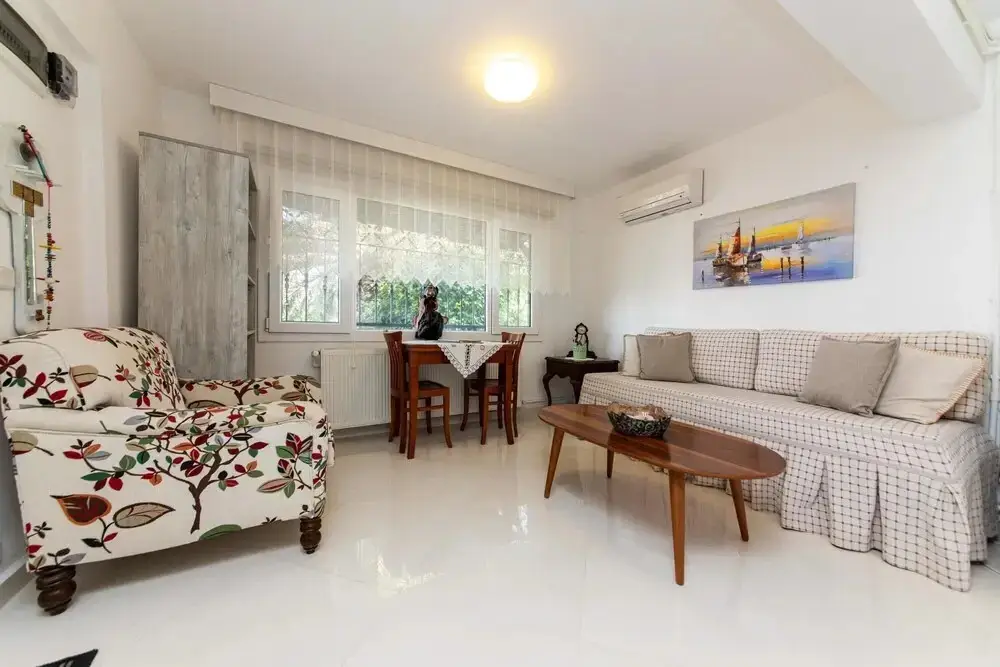 Акьярлар: Sleek House With Garden Right By Sea in Bodrum