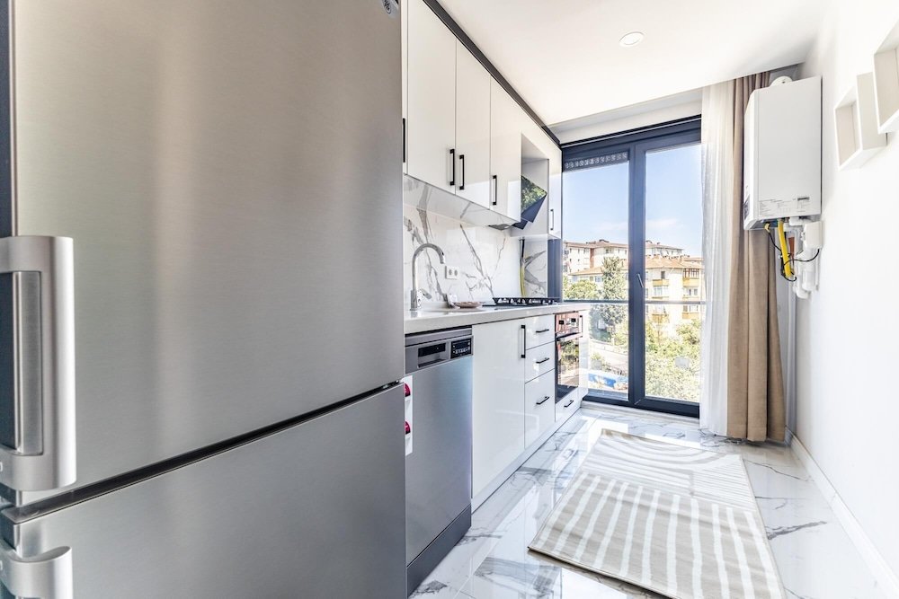 Стамбул: Superb Duplex Flat With Terrace in Umraniye
