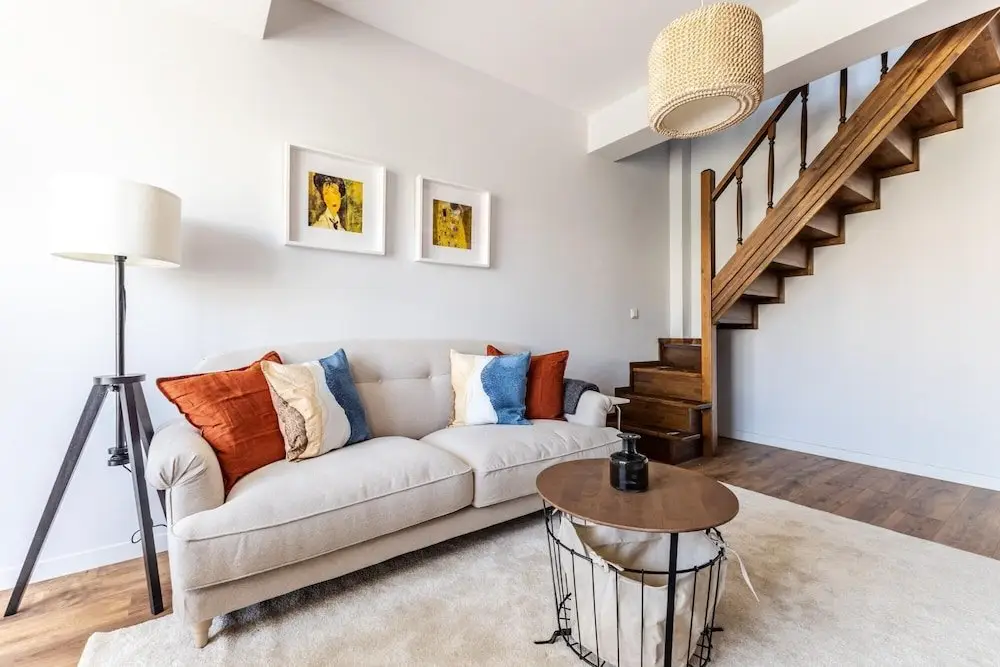 Стамбул: Superb Duplex Flat With Terrace in Umraniye