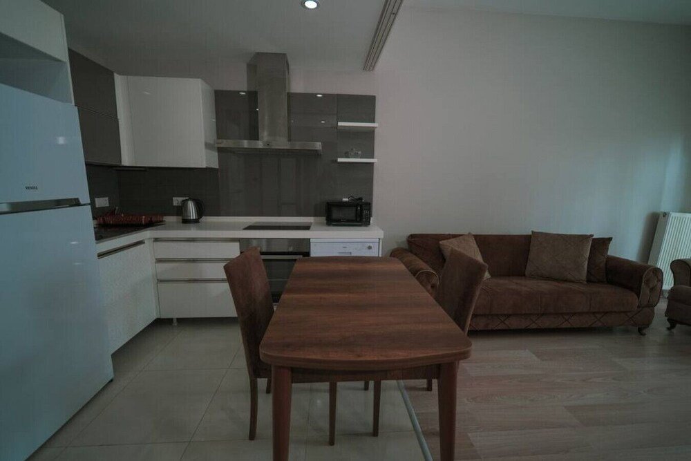 Стамбул: Medikule D55 1 B Suite Apt Near Metrokent