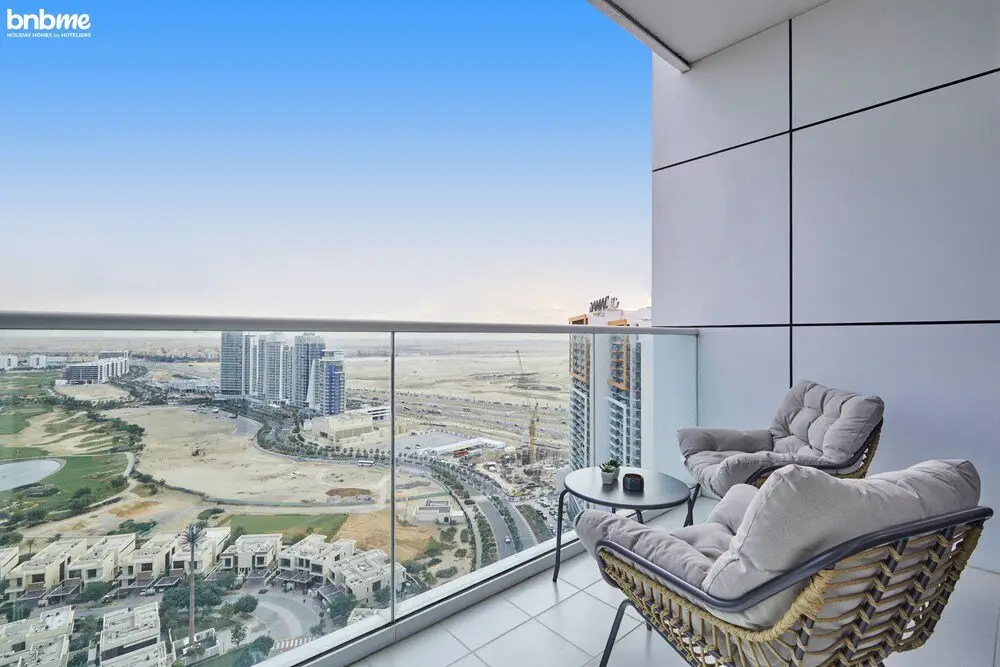 Дубай: bnbme | Damac Hills Carson Tower | STUDIO
