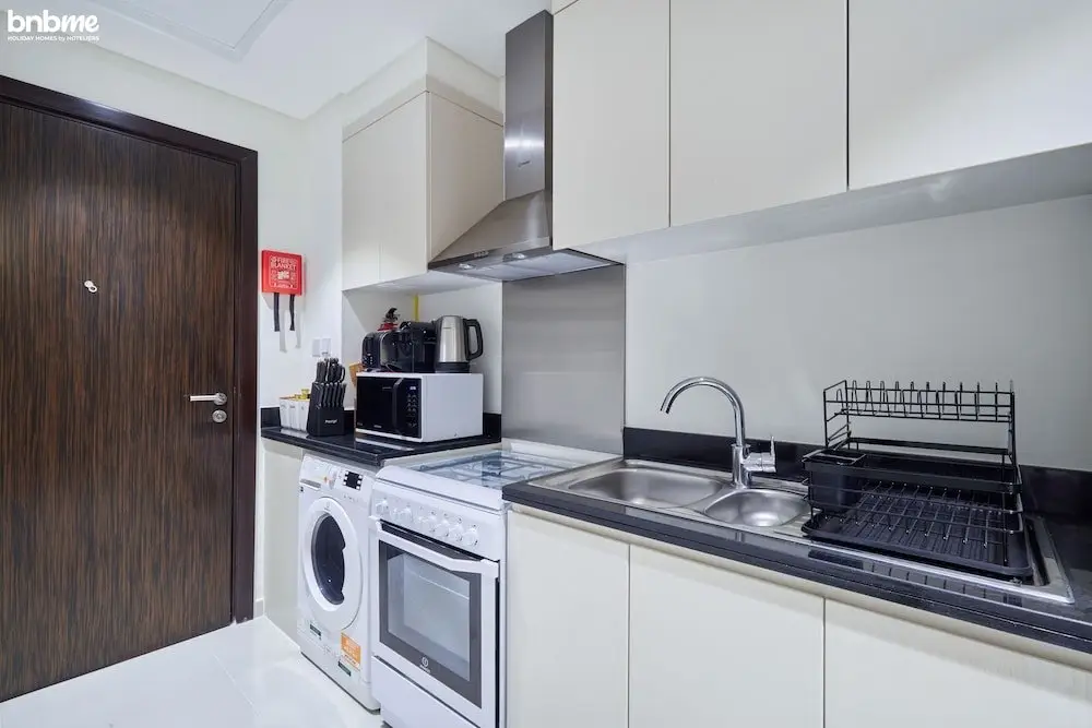Дубай: bnbme | Damac Hills Carson Tower | STUDIO