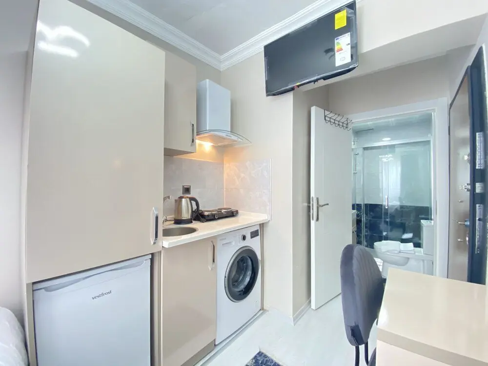 Стамбул: New Studio 1 min to Trump Mall and Metro in Sisli