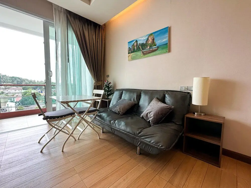 Пхукет: Sea and Sky condo Karon 306