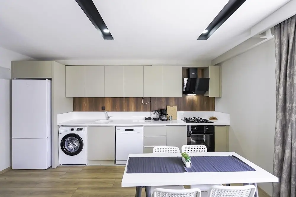 Гёйнюк: Modern Flat w Balcony 5 min to Beach in Kemer