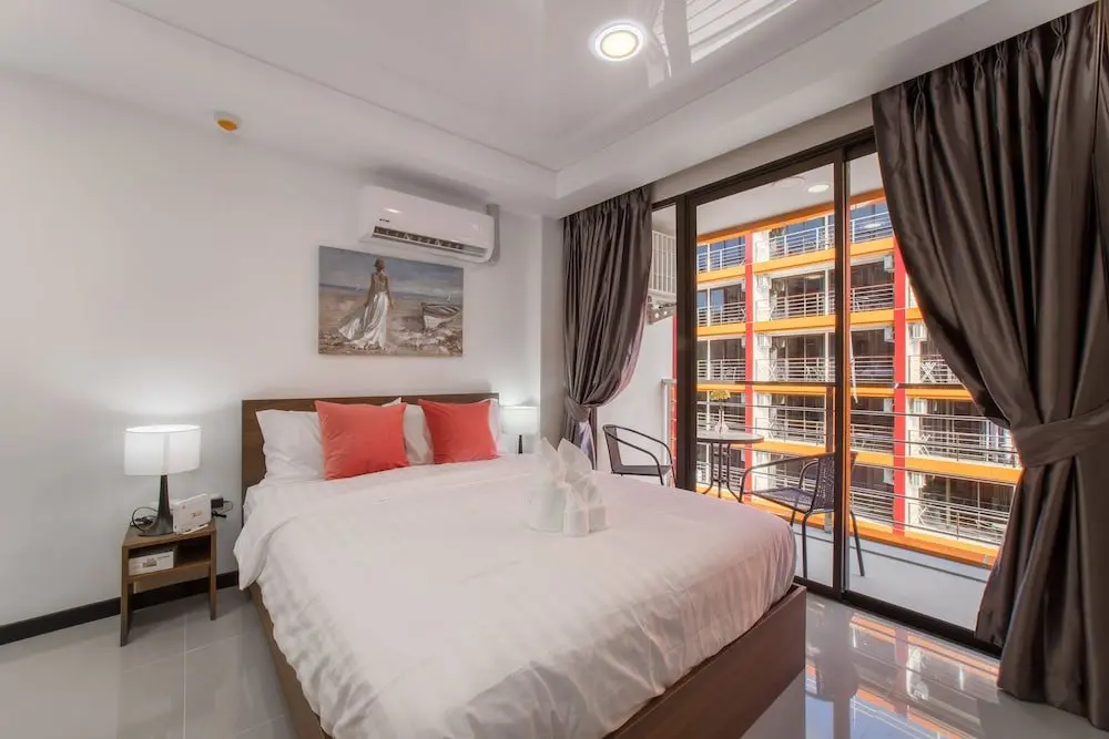 Муанг: Naiharn Sea Condominium S510