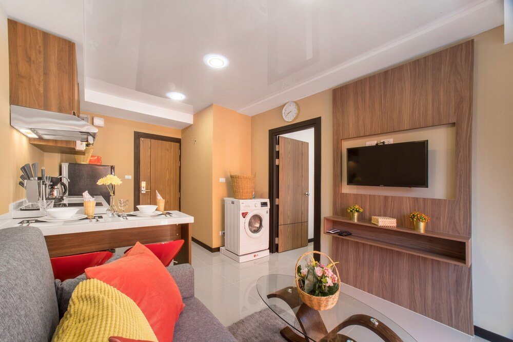 Муанг: Naiharn Sea Condominium S510
