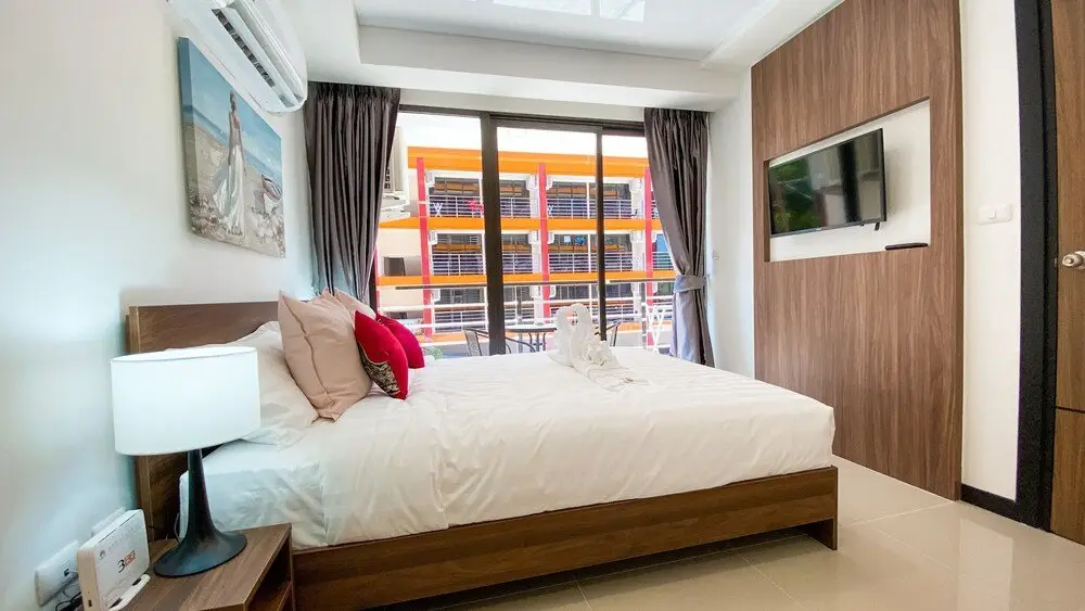 Муанг: Naiharn Sea Condominium P210