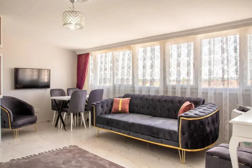 Урла: Modern Flat 10 min to City Center and Sea in Urla